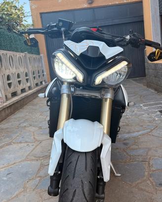 Triumph Street Triple 675