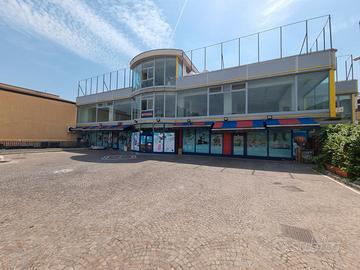 Locali commerciali Nola