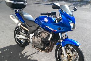 Honda Hornet 600 cc