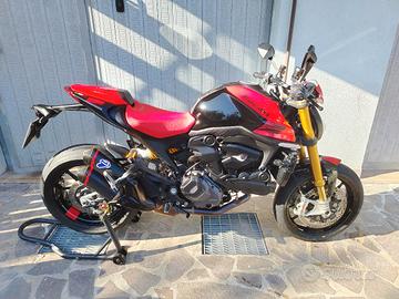 Ducati Monster 937 SP