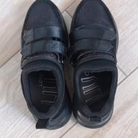 Scarpe da donna nere Liu jo