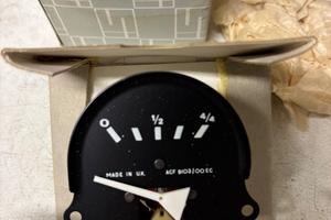 Indicatore strumento carburante benzina Triumph TR