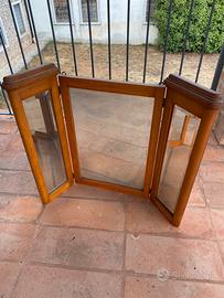 Specchio da arredo in legno a tre ante