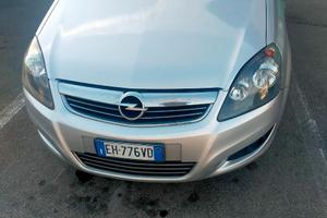 ZAFIRA 7 POSTI COME NUOVA 6 MARCE