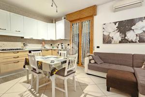 3 LOCALI A MONTECCHIO EMILIA