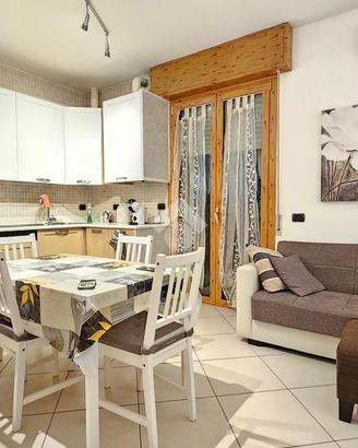 3 LOCALI A MONTECCHIO EMILIA