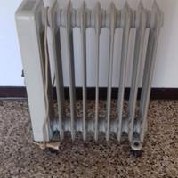 Termosifone elettrico ad olio De Longhi