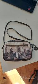 Borsa a Tracolla YNot? - Stampa Londra
