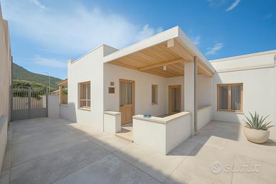 Immobile in fase di ristrutturazione ampi spazi