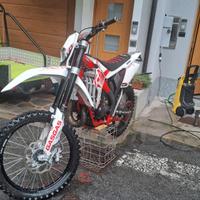 gasgas ec 125 enduro