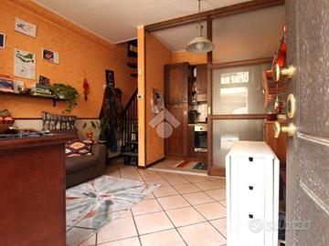 Bilocale in Corte