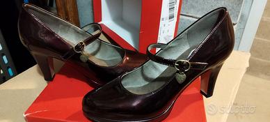 Scarpe con plateau s.Oliver wine patent 39 EU
