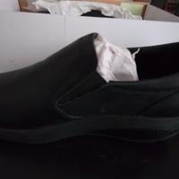 Scarpe donna MBT slip on nere