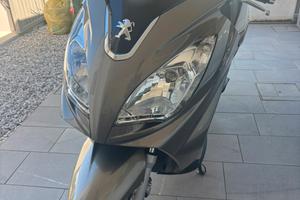 Peugeot satelis 2 300i