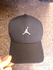 cappello air Jordan nuovo mai usato originale 