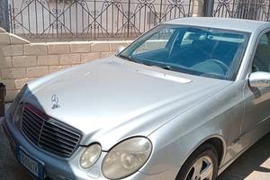 Mercedes w211 e 270 cdi
