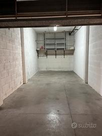 Box auto-moto Roma via Maestrini eur-spinaceto