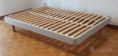 Letto matrimoniale IKEA con doghe 