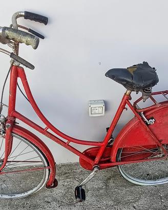 bici da donna Olympia Old Holland da sistemare 