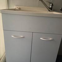 LAVATOIO COMPLETO DI RUBINETTERIA misure 60 x 48