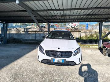Mercedes GLA