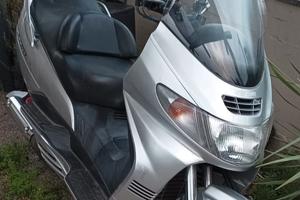 Suzuki Burgman AN 250 (2001-03)
