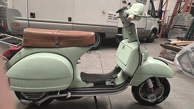 px 125 e 1982