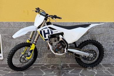 Motocross Husqvarna FC 250