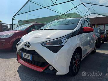 TOYOTA Aygo 1.0 VVT-i 72 CV 5 porte x-wave orang