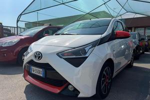 TOYOTA Aygo 1.0 VVT-i 72 CV 5 porte x-wave orang
