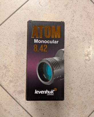 Monocolo compatto Levenhuk Atom 8x42