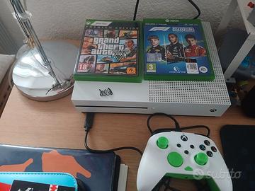 X box one s con controller e F1 2021 e GTA 5