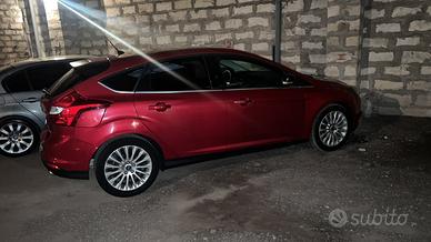 🚗 Ford Focus 2011