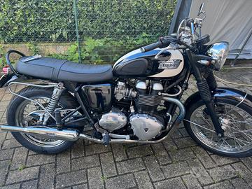 Triumph boneville t 100