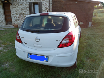 Opel corsa neopatentati
