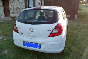 Opel corsa neopatentati