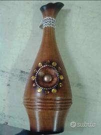 Vaso africano in legno da arredamento