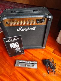 Amplificatore Marshall Mg15fx e Pedaliera 