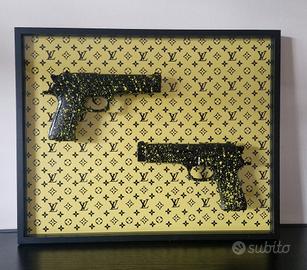 Pistola discount louis vuitton