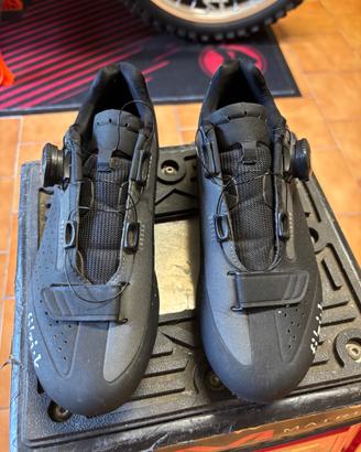 Fizik R5 BOA scarpe bici da corsa ciclismo