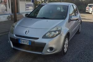 Renault Clio 2010 - 1.2 benzina Lb automobili