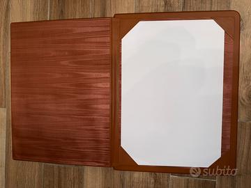 Sottoscrivania in pelle marrone R.Romagnoli