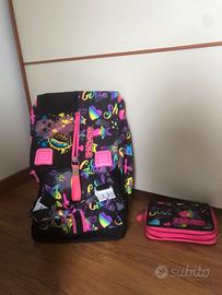 Zaino e astuccio seven