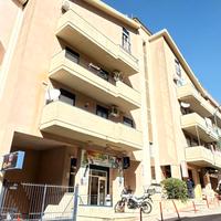 Ampio 3 vani + box auto Villaciambra