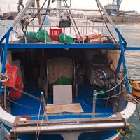 peschereccio a strascico e tramagli