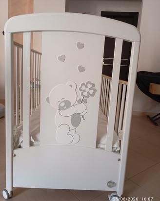 lettino con materassino 