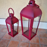 Lanterne media e piccola metallo rosso