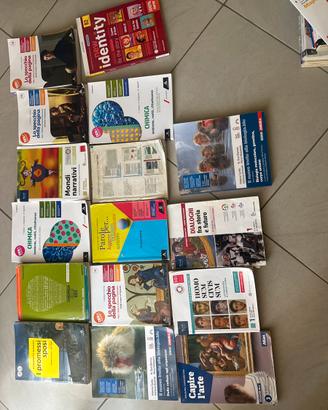 Libri scolastici 2 e 3 anno liceo scientifico