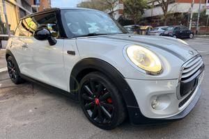 Mini Cooper D 1.5 115cv Auto TETTO Strafull!!!