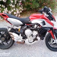 MV Agusta Rivale 800 - 2015